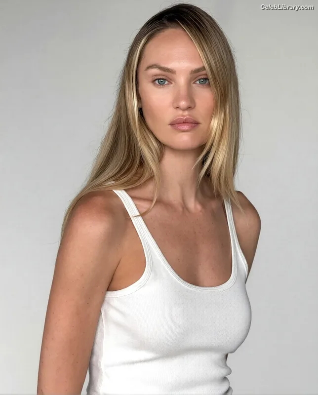 Candice Swanepoel photo 20 of 1944