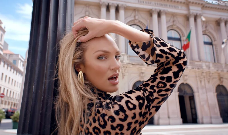 Candice Swanepoel photo 6 of 1944