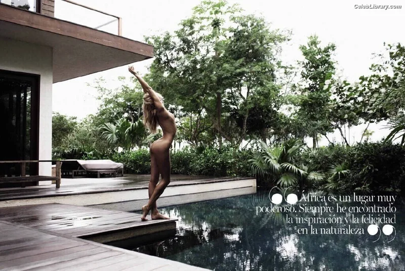 Candice Swanepoel photo 9 of 1944