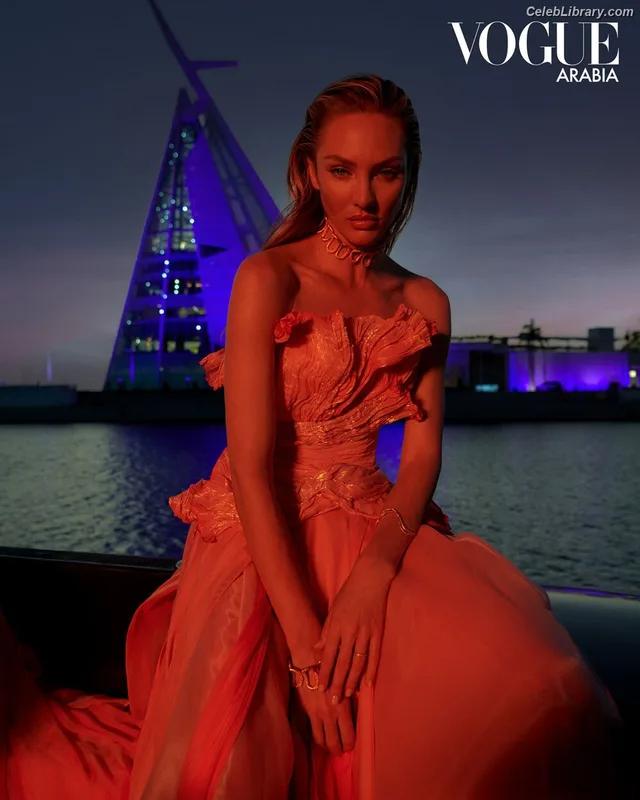 Candice Swanepoel photo 12 of 1944