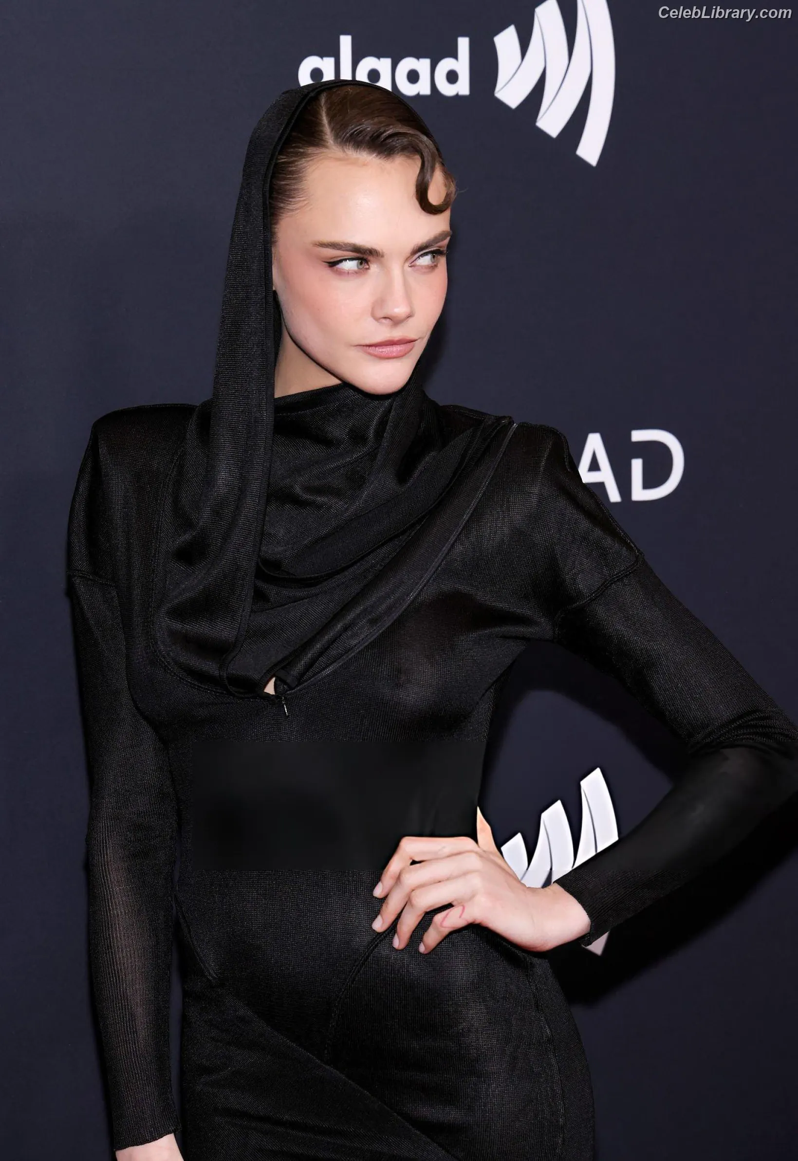 Cara Delevingne photo 4 of 1475