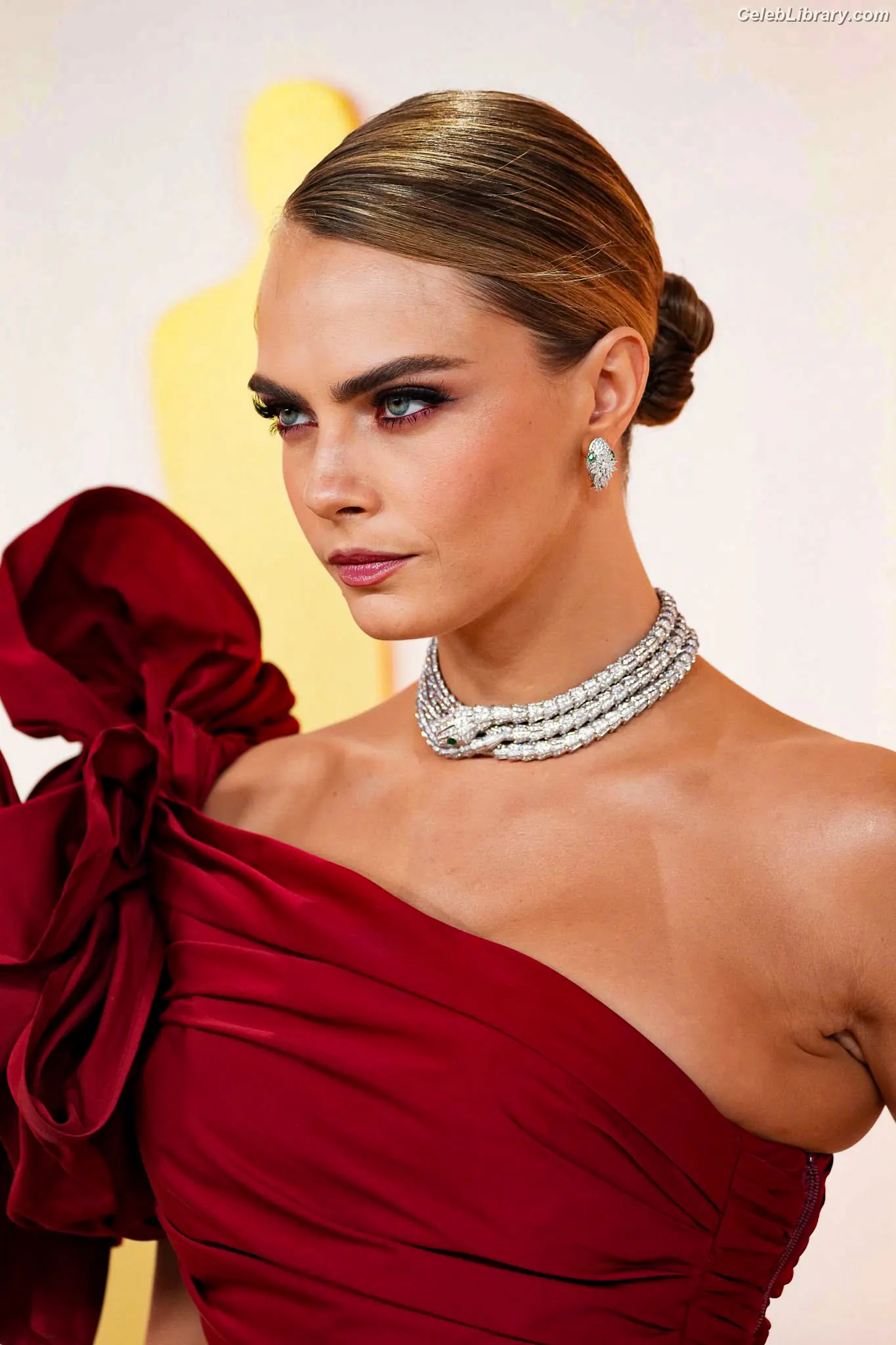 Cara Delevingne photo 13 of 1475