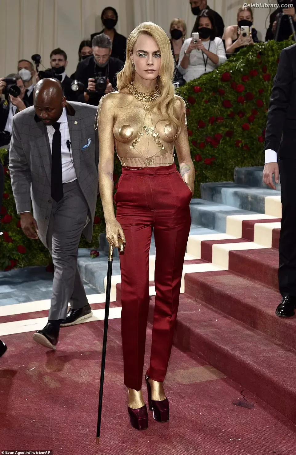 Cara Delevingne photo 22 of 1475