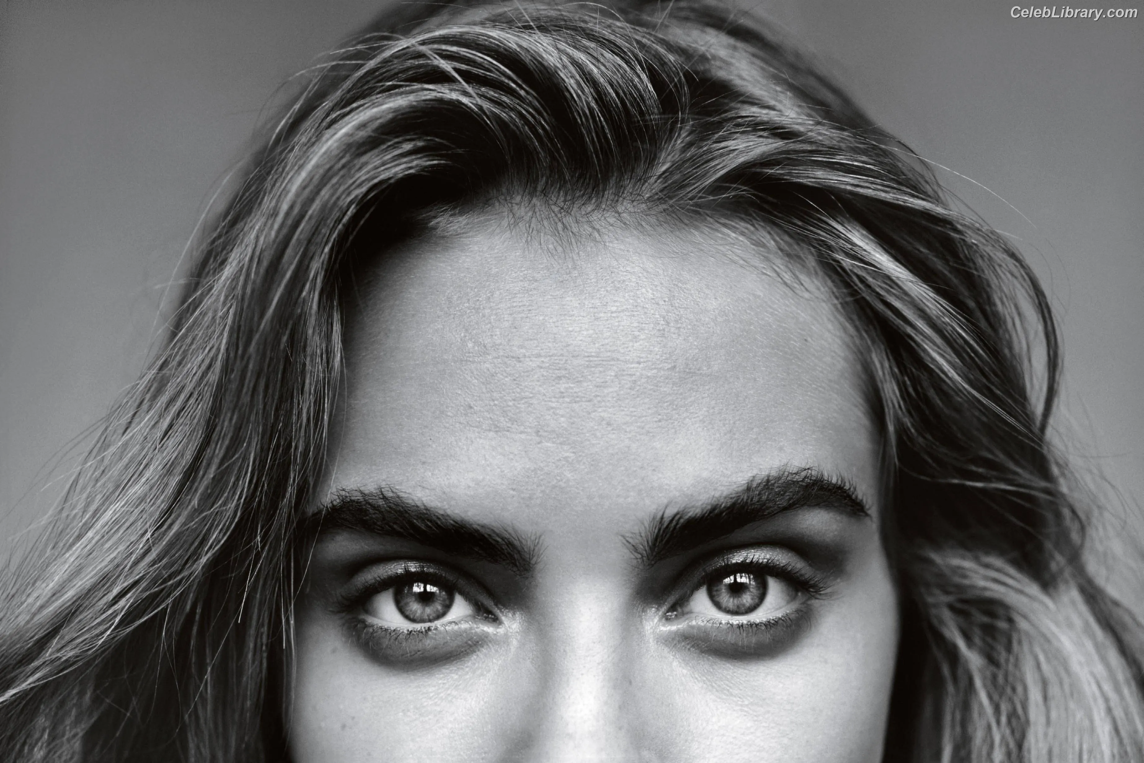 Cara Delevingne photo 12 of 1475
