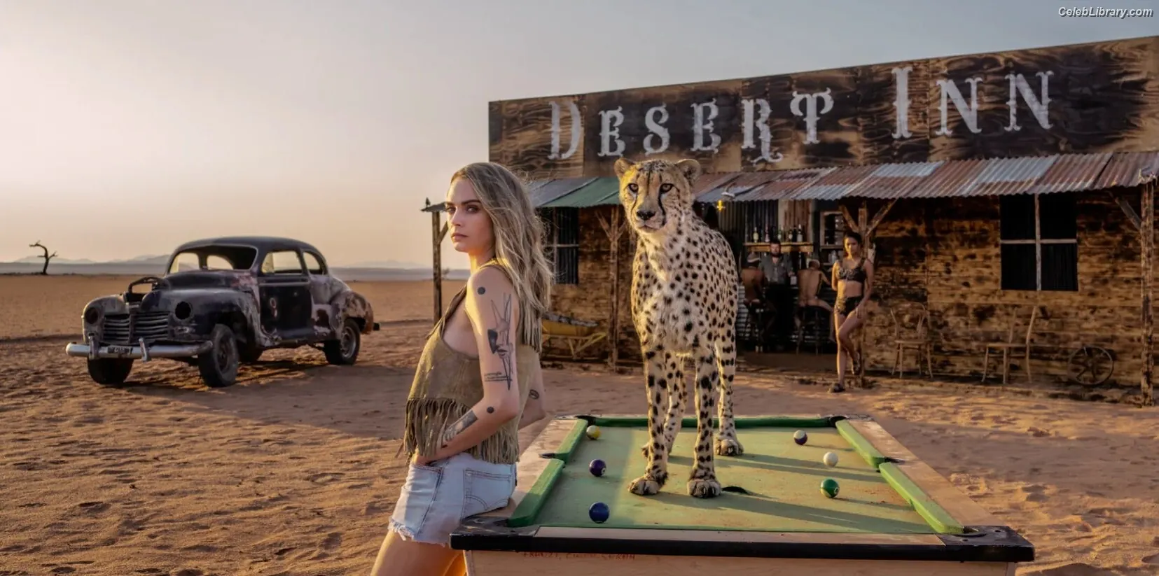 Cara Delevingne photo 19 of 1475