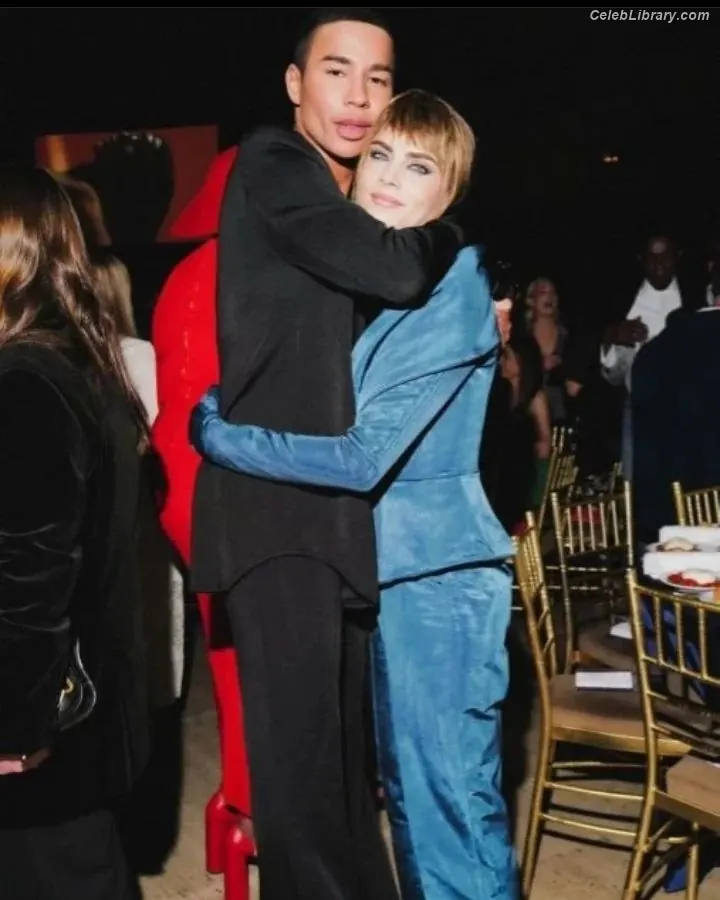 Cara Delevingne photo 19 of 1475