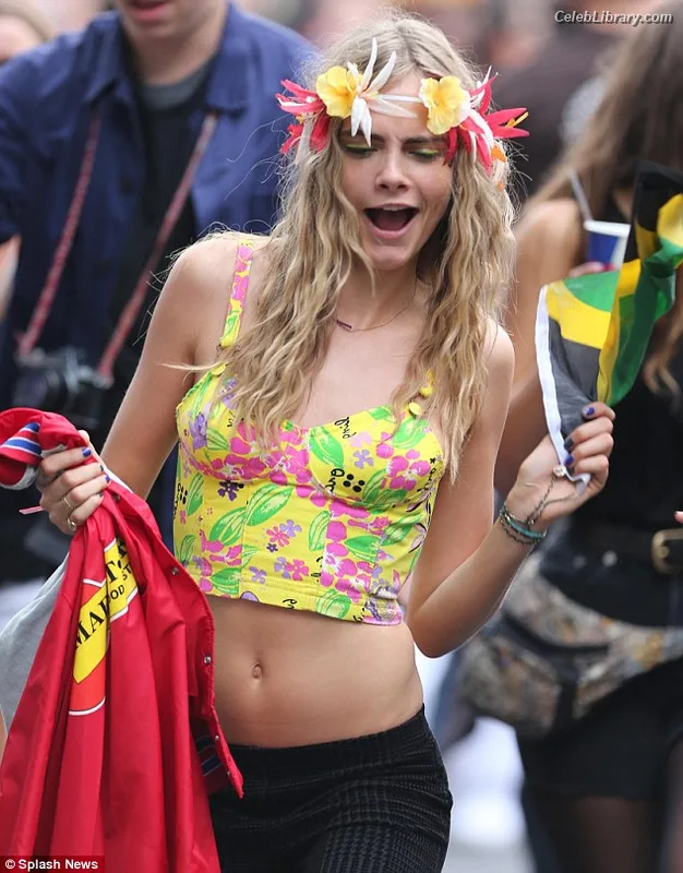 Cara Delevingne photo 18 of 1469