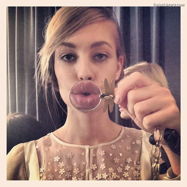 Cara Delevingne photo 12 of 1469