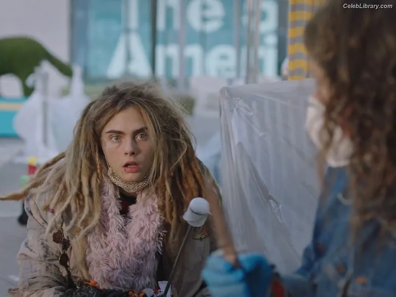 Cara Delevingne photo 14 of 1469