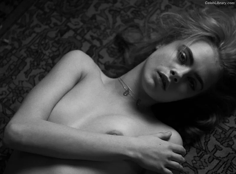 Cara Delevingne photo 9 of 1469