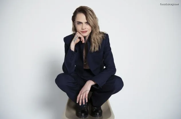 Cara Delevingne photo 16 of 1469