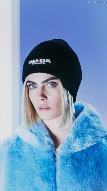 Cara Delevingne photo 24 of 1469