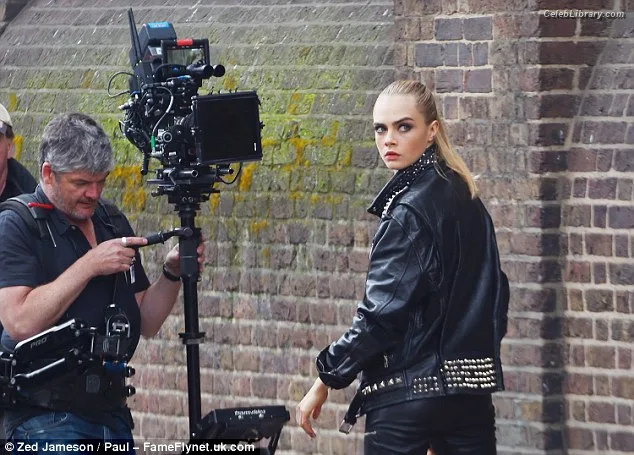 Cara Delevingne photo 13 of 1469