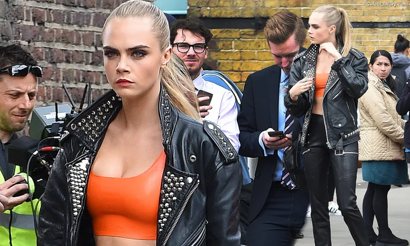 Cara Delevingne photo 3 of 1469