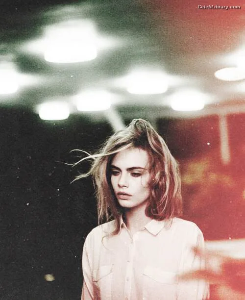 Cara Delevingne photo 1 of 1469