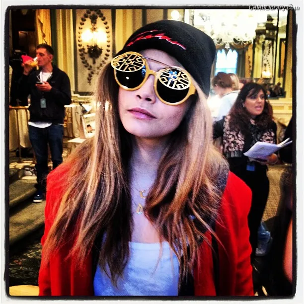 Cara Delevingne photo 21 of 1469