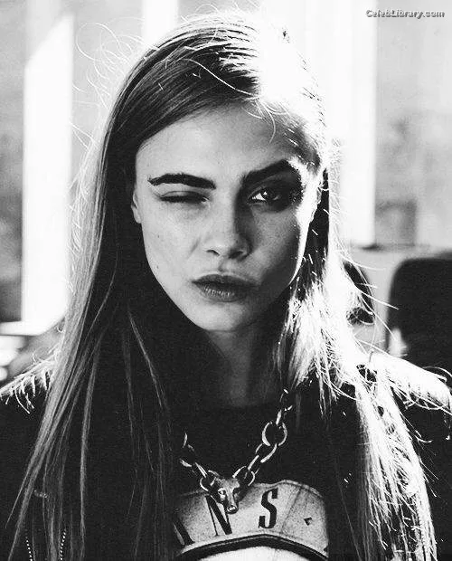 Cara Delevingne photo 4 of 1469