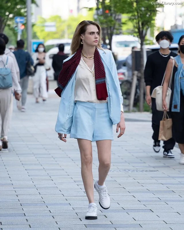 Cara Delevingne photo 9 of 1469