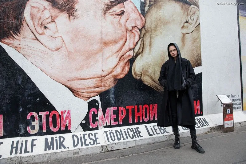 Cara Delevingne photo 12 of 1469