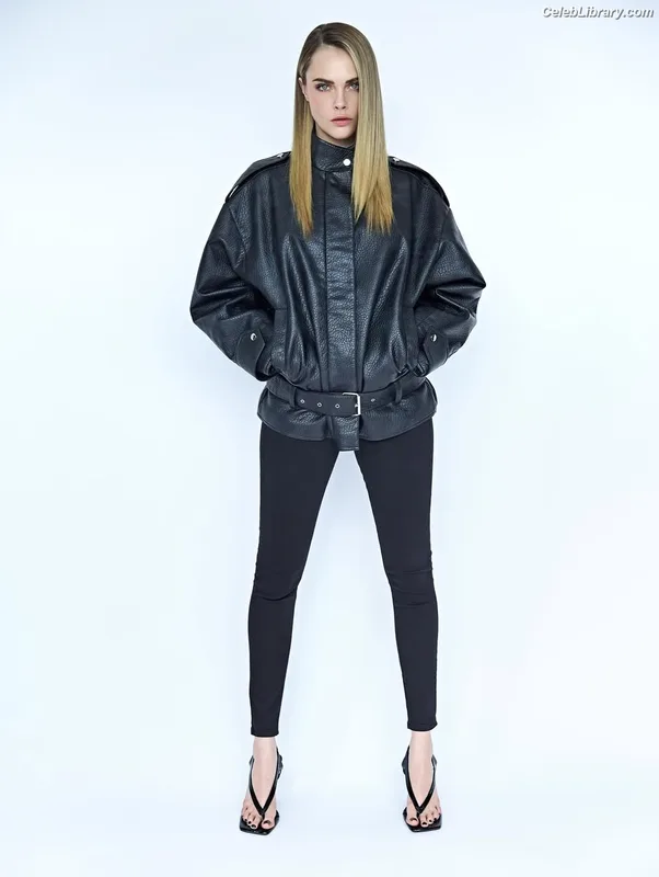 Cara Delevingne photo 15 of 1469