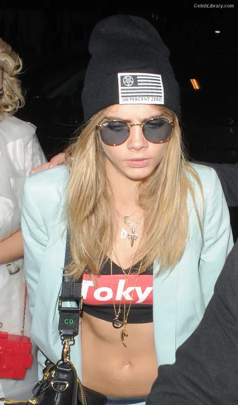 Cara Delevingne photo 24 of 1469