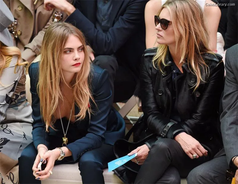 Cara Delevingne photo 8 of 1469