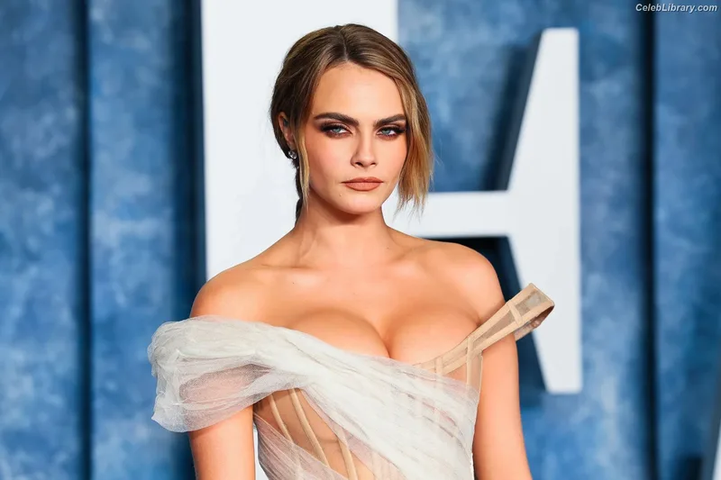Cara Delevingne photo 10 of 1469