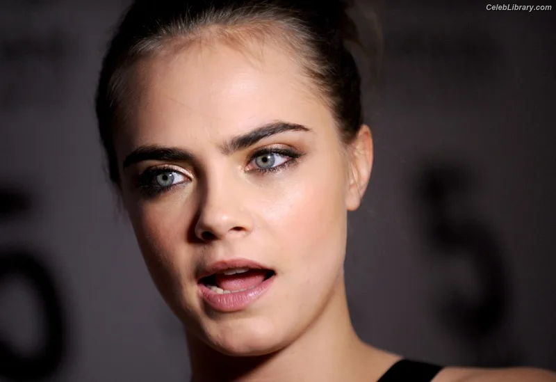 Cara Delevingne photo 24 of 1469
