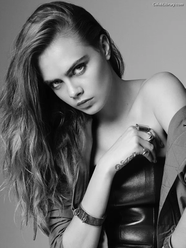 Cara Delevingne photo 22 of 1469