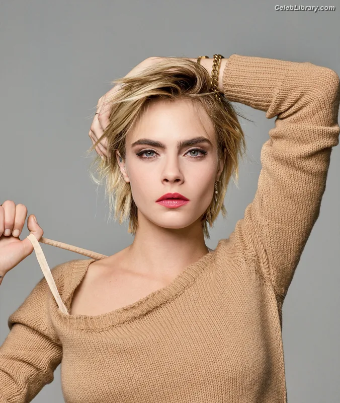 Cara Delevingne photo 13 of 1469