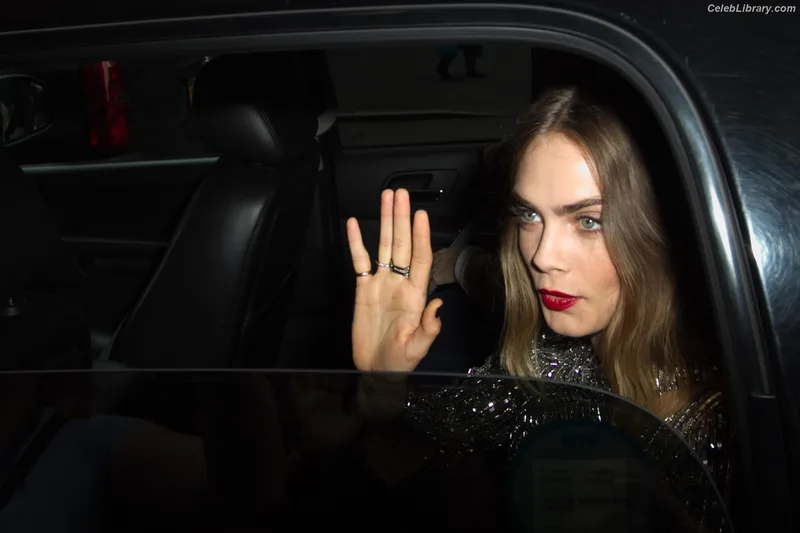 Cara Delevingne photo 19 of 1469
