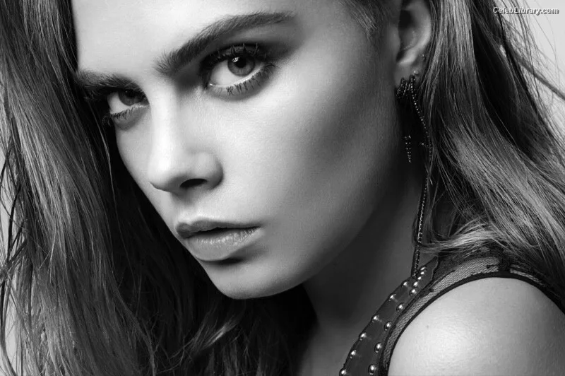 Cara Delevingne photo 15 of 1469