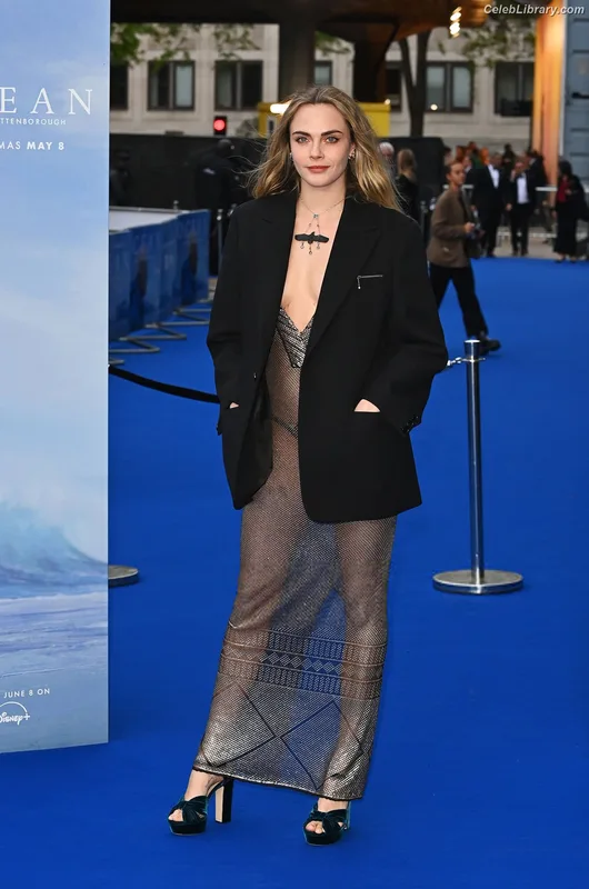 Cara Delevingne photo 24 of 1469