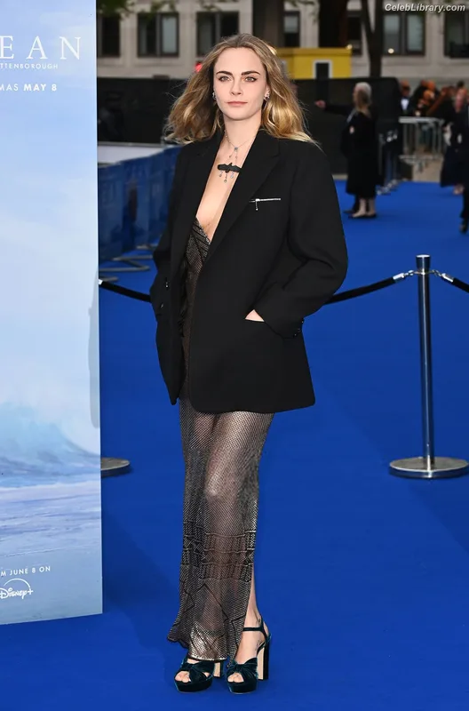 Cara Delevingne photo 23 of 1469