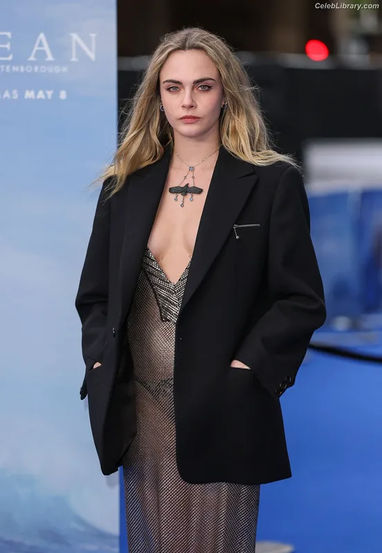 Cara Delevingne photo 3 of 1469