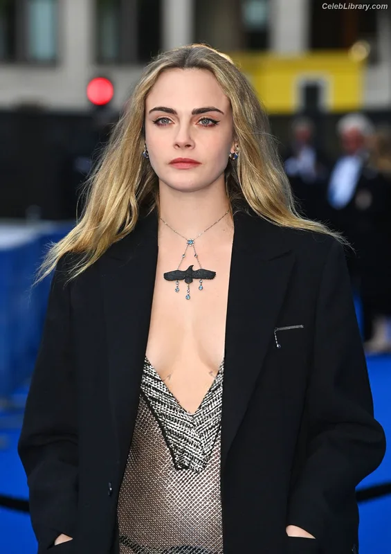 Cara Delevingne photo 7 of 1469