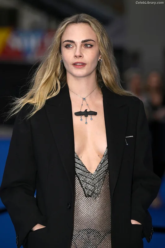 Cara Delevingne photo 10 of 1469