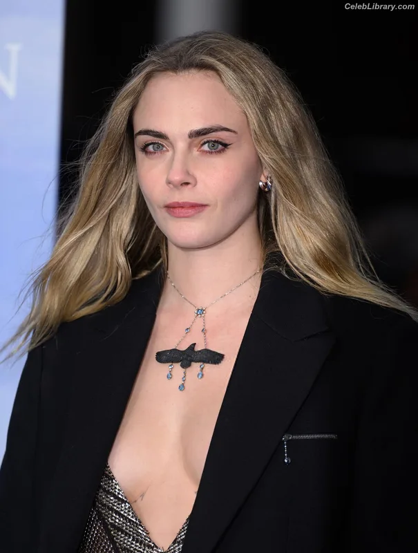 Cara Delevingne photo 13 of 1469