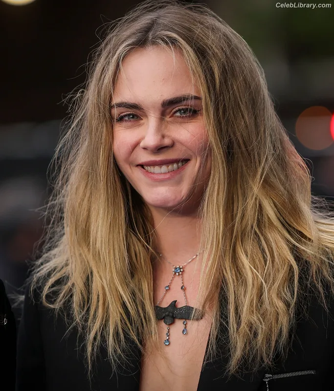 Cara Delevingne photo 16 of 1469