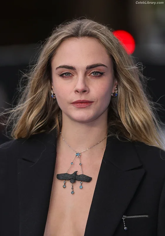 Cara Delevingne photo 18 of 1469