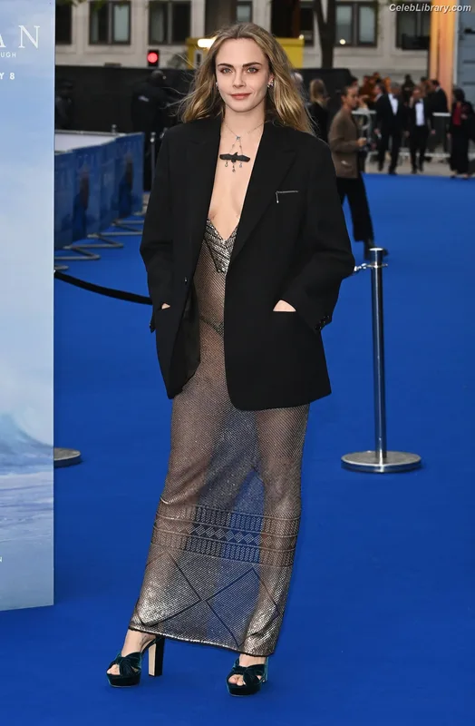 Cara Delevingne photo 21 of 1469