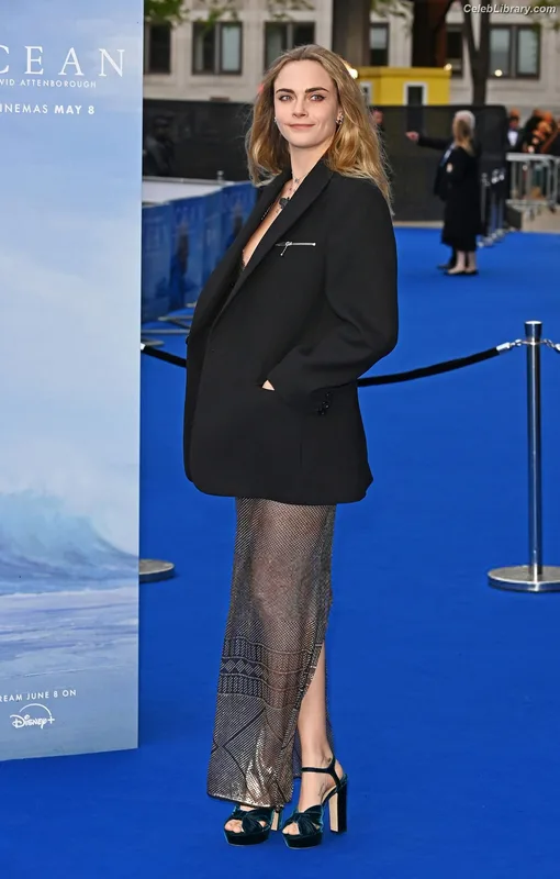 Cara Delevingne photo 1 of 1469