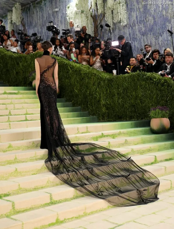Cara Delevingne photo 3 of 1469