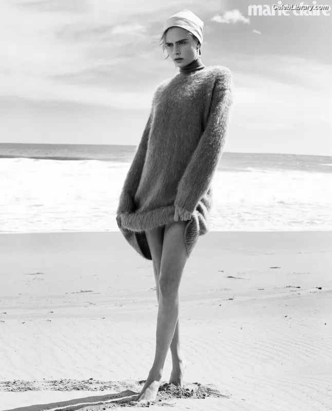 Cara Delevingne photo 7 of 1469
