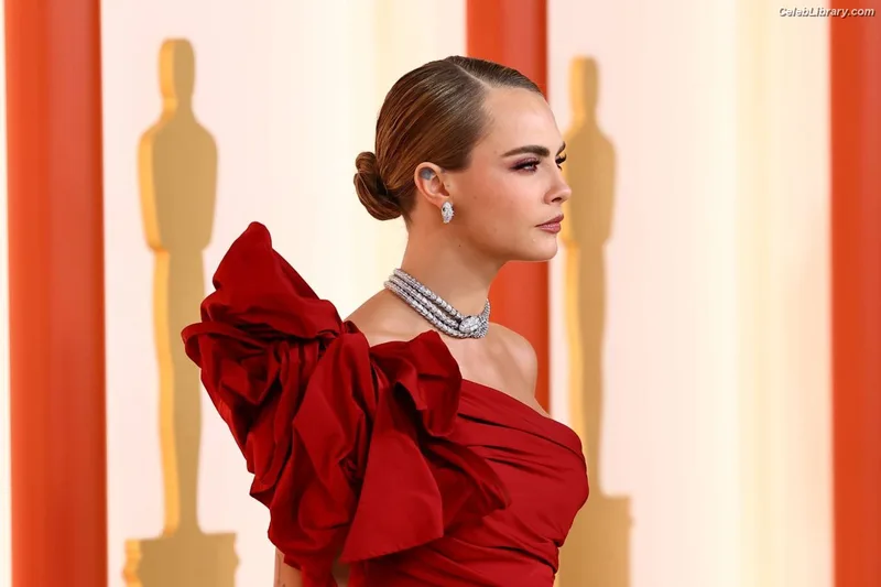 Cara Delevingne photo 6 of 1469