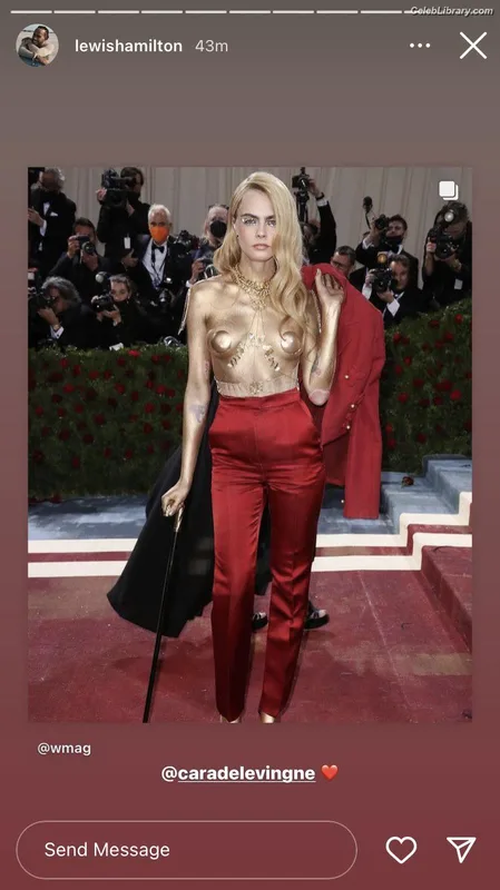 Cara Delevingne photo 17 of 1469