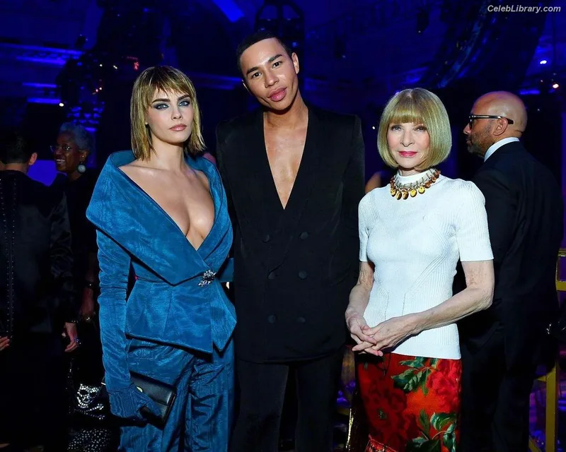 Cara Delevingne photo 24 of 1469