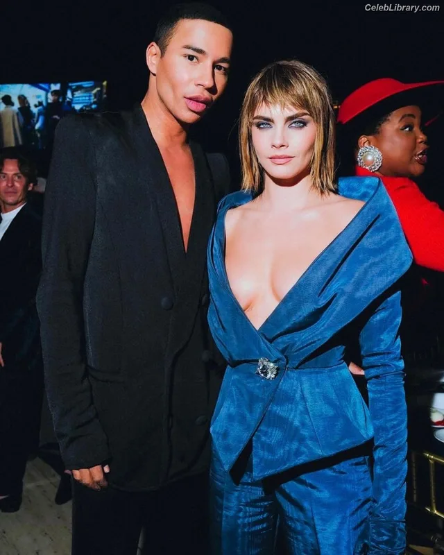 Cara Delevingne photo 22 of 1469