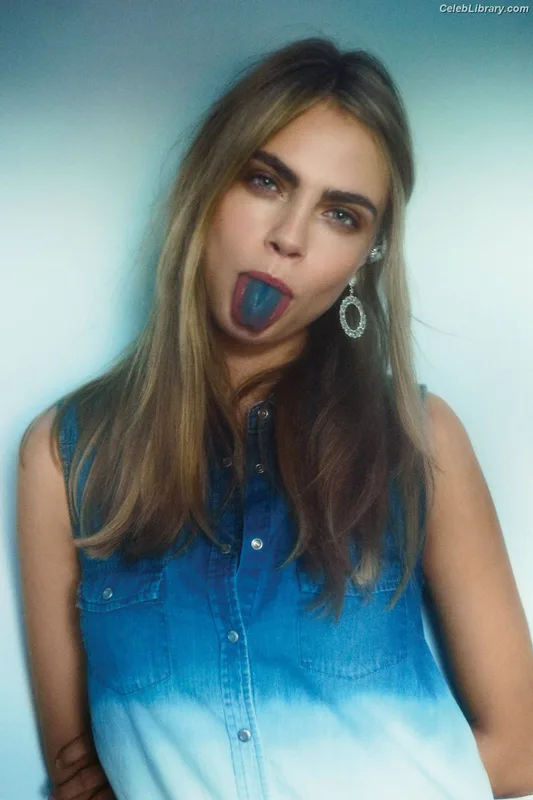 Cara Delevingne photo 13 of 1469