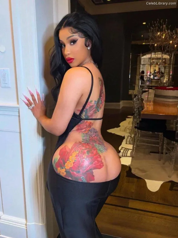 Cardi B photo 20 of 497